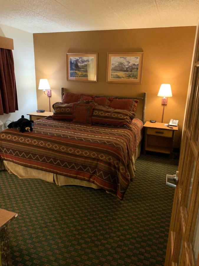 Americinn By Wyndham Коуди Екстериор снимка